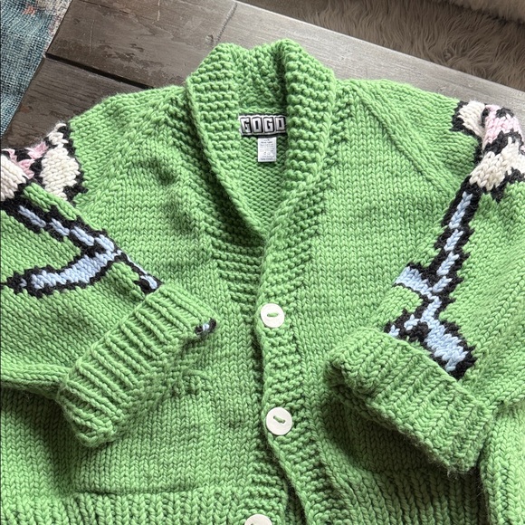 GOGO Flower Jacket Sweater - Picture 4 of 8